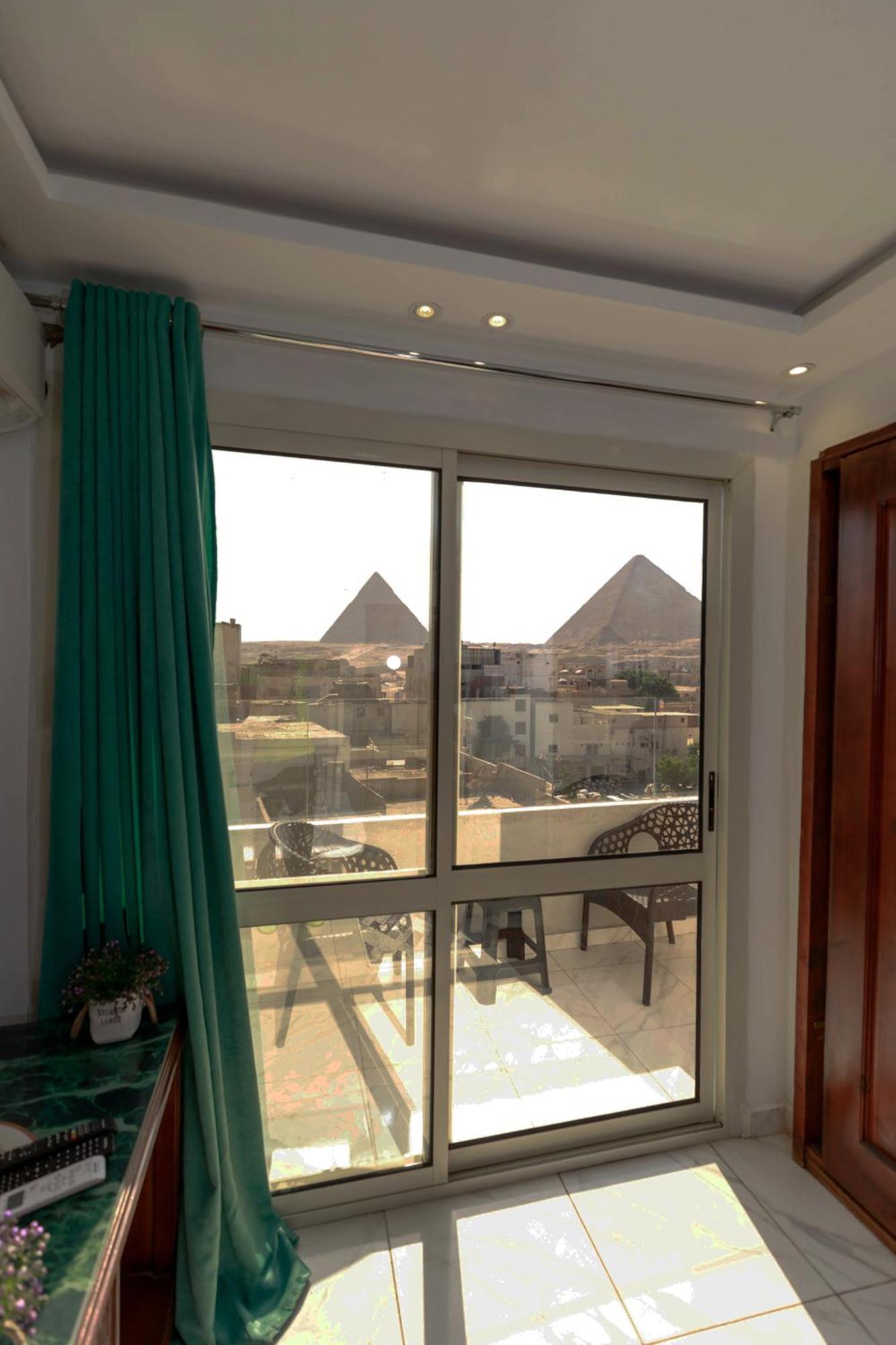 Hotel Pyramids Middle Eastern Family View 4*